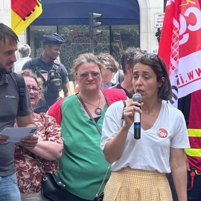 "Les agences d'intérim, des vautours qui s'accrochent à Pôle Emploi".