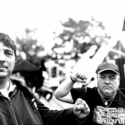La CGT Adecco en soutien à une entreprise en grève suite à une annonce de délocalisation.